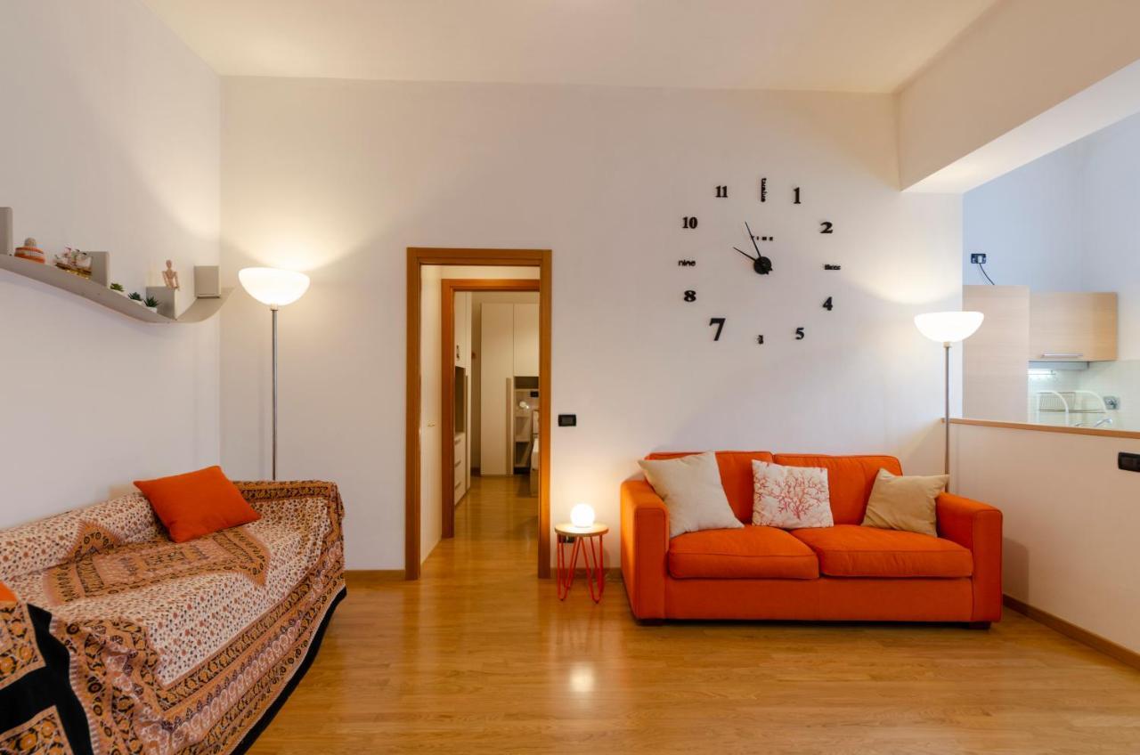 Joivy Apt For 4, Metres From Beach, In 세스트리레반떼 외부 사진